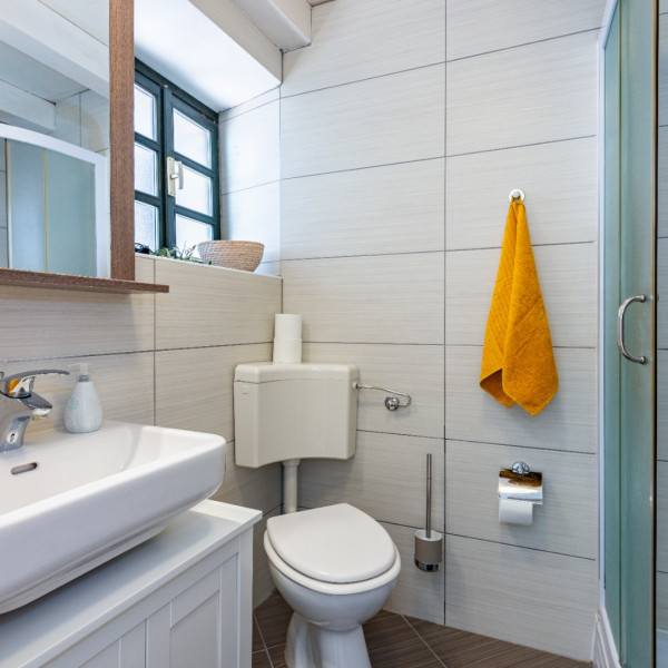 Bathroom / WC, Yellow House Motovun, Yellow house Motovun - charming house in the heart of the old town Motovun